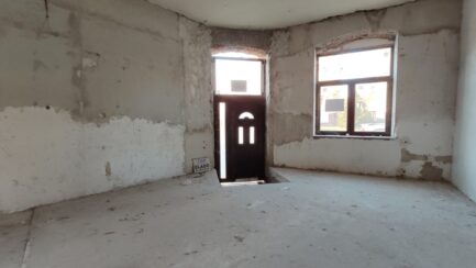 ELADÓ Mezőkövesd főutcáján 150m2-es üzlethelyiség. - Image 7