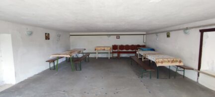 MEZOKOVED MELLETT AZ M3 HOZ KOZELI SZENTISTVANON HAROM UZLETHELYISEGES EPULET6 CSALADIH 13 1 SCALED