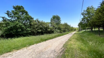 Egertől pár km-re Bogácson a Bükk lábánál hétvégiház ELADÓ. 23M Ft. - Image 31