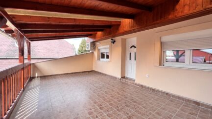 Mezőkövesd Zsóry fürdőn felújított 4 apartmanos üdülőház ELADÓ. - Image 13
