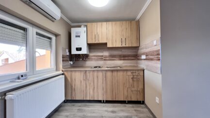 Mezőkövesd Zsóry fürdőn felújított 4 apartmanos üdülőház ELADÓ. - Image 29