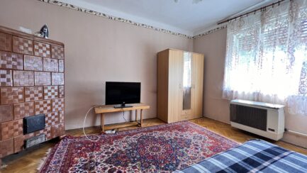Csendes, nyugodt utcában Mezőkövesden 3 szobás családi ház ELADÓ. - Image 5