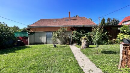 Vácon kiváló állapotú családi ház  80m2-es üzlethelyiséggel ELADÓ. - Image 8