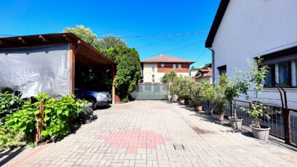 Vácon kiváló állapotú családi ház  80m2-es üzlethelyiséggel ELADÓ. - Image 16