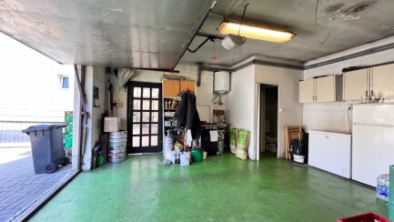 Vácon kiváló állapotú családi ház  80m2-es üzlethelyiséggel ELADÓ. - Image 27