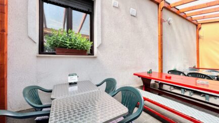 Vácon kiváló állapotú családi ház  80m2-es üzlethelyiséggel ELADÓ. - Image 35