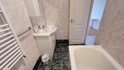 Egertől pár km-re Bogácson 4 apartmanos apartmanház ELADÓ. - Image 25