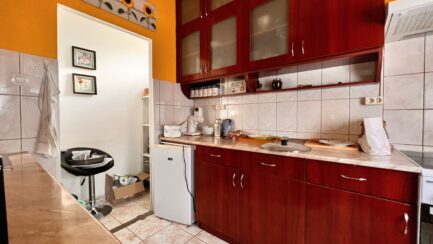 Miskolc Vasgyár részén komplex ipari, kereskedelmi, raktározási és lakó ingatlan ELADÓ. - Image 22