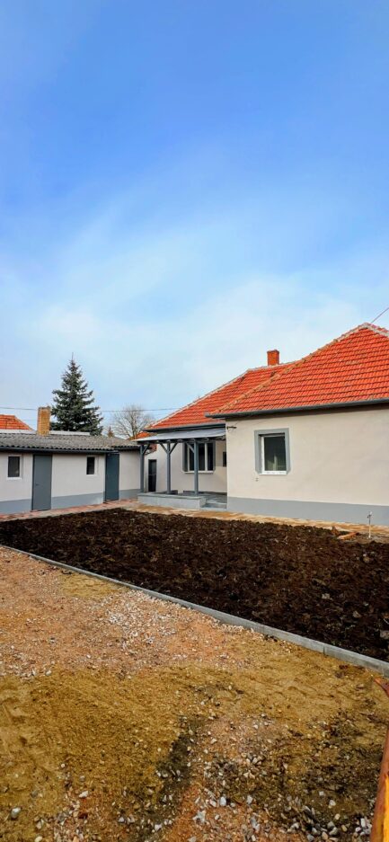 Mezőkövesden FELÚJÍTOTT, 3 szobás + nappalis kockatípusú családi ház ELADÓ. - Image 7