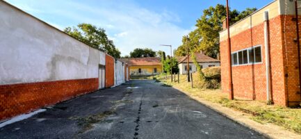 250M, Az Egertől nem messze lévő Verpeléten 10.000M2, nagy alapterületű ipari ingatlan, borászat ELADÓ. - Image 20