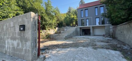 Egerben a Kistályai úton, közel az M25-höz iroda,-bemutatóterem, többcélú ingatlan ELADÓ. - Image 5