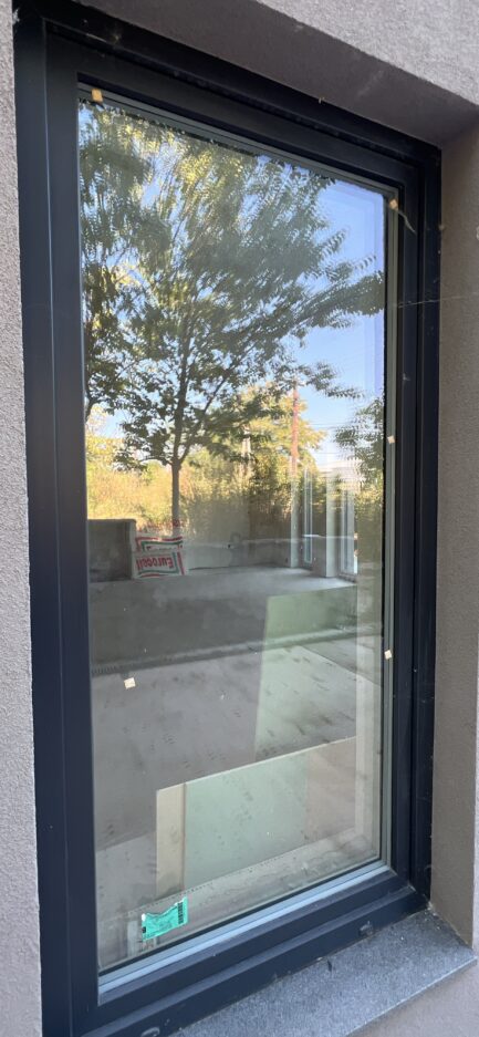 Egerben a Kistályai úton, közel az M25-höz iroda,-bemutatóterem, többcélú ingatlan ELADÓ. - Image 25
