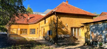 Mezőkövesd Főutcáján ingatlan eladó. - Image 11
