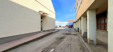 Mezőkövesd központjában üzlethelyiség, iroda KIADÓ. - Image 8