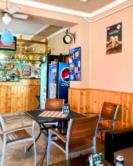 Mezőszemerén családi ház-Italbolt ELADÓ.