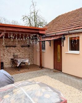 Felújított kisház eladó Tarnaszentmárián!