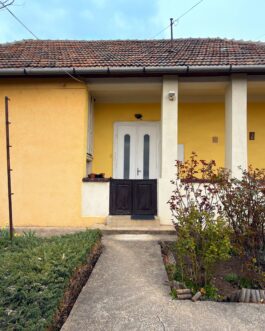 Mezőkövesden eladó 3 szobás családi ház jó környéken.