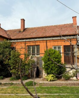 Mezőkövesden kiváló lakókörnyezetben 3 szobás+nappalis családi ház eladó.